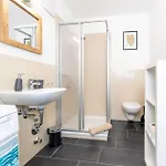 Apartment Modernes Studio-apartment Mit Balkon Und Privatem Stellplatz Fuer Bis Zu 4 Personen Nur Wenige Minuten Von Der Innenstadt & Mosel Entfernt Koblenz (Rhineland-Palatinate)