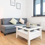 Apartment Modernes Studio-apartment Mit Balkon Und Privatem Stellplatz Fuer Bis Zu 4 Personen Nur Wenige Minuten Von Der Innenstadt & Mosel Entfernt
