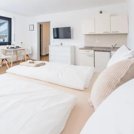 Modernes Mit Privatem Stellplatz Wenige Minuten Von Der Innenstadt & Mosel