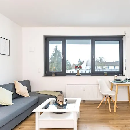Apartment Modernes Mit Privatem Stellplatz Wenige Minuten Von Der Innenstadt & Mosel Koblenz (Rhineland-Palatinate)
