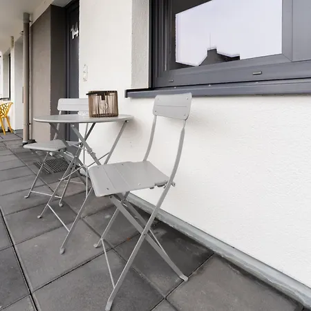 Modernes Mit Privatem Stellplatz Wenige Minuten Von Der Innenstadt & Mosel *