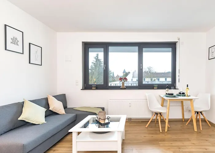 아파트 Modernes Studio-apartment Mit Balkon Und Privatem Stellplatz Fuer Bis Zu 4 Personen Nur Wenige Minuten Von Der Innenstadt & Mosel Entfernt 코블렌츠